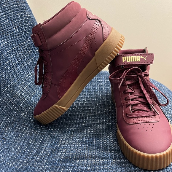 Maroon Puma’s. Worn 1x - Picture 4 of 6